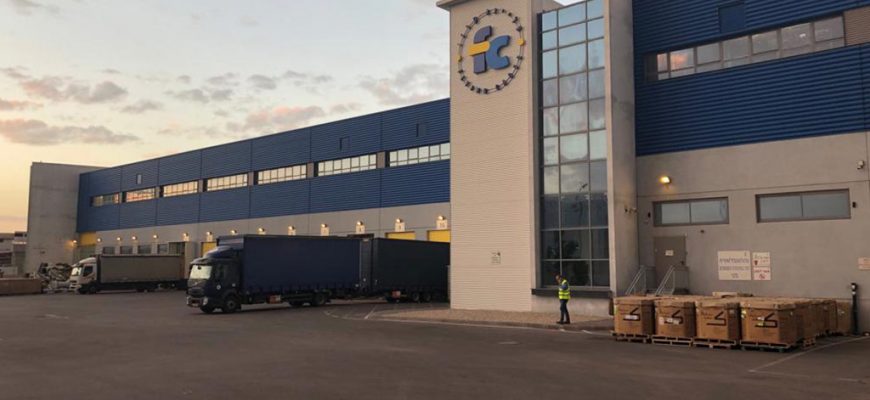 פליינג קרגו