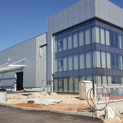 עוז מנופים א.ת כפר סבא